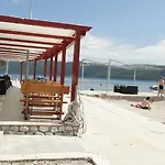Holiday Tedo
