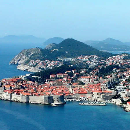 Holiday Tedo 別荘 *