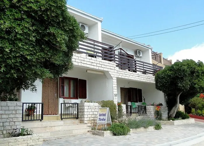 Holiday Tedo 度假居